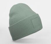 Bonnet avec empiècement carré