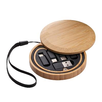 Câble de charge 6 en 1 avec étui en bambou