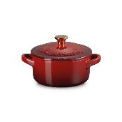 Mini cocotte en céramique avec couronne décorative - Le Creuset