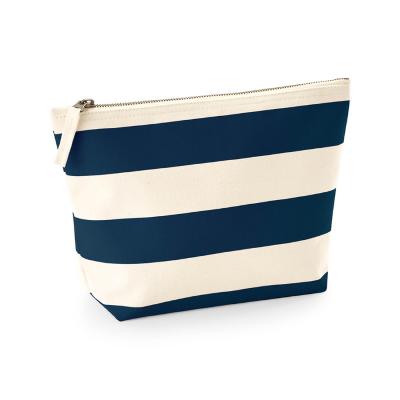 Trousse à accessoires avec soufflet
