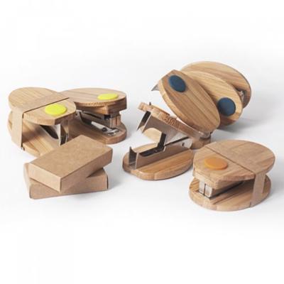 Set de bureau Agrafeuse et ôte-agrafe