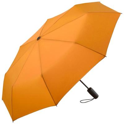 Parapluie de poche avec bouton poussoir