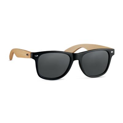 Lunettes de soleil en bambou