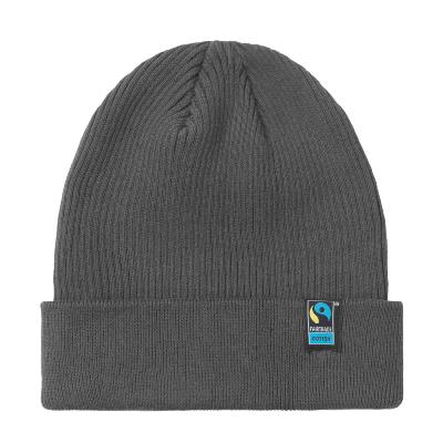 Bonnet en maille tricotée épais