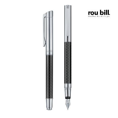 Stylo plume en métal et carbone