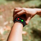 Bracelet intelligent multisport avec GPS