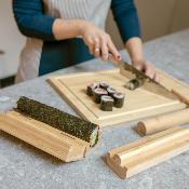 Set de préparation à sushis en bambou