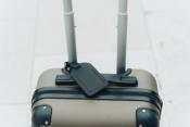 Etiquette à bagage avec géolocalisation