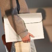 Porte-documents en feutrine
